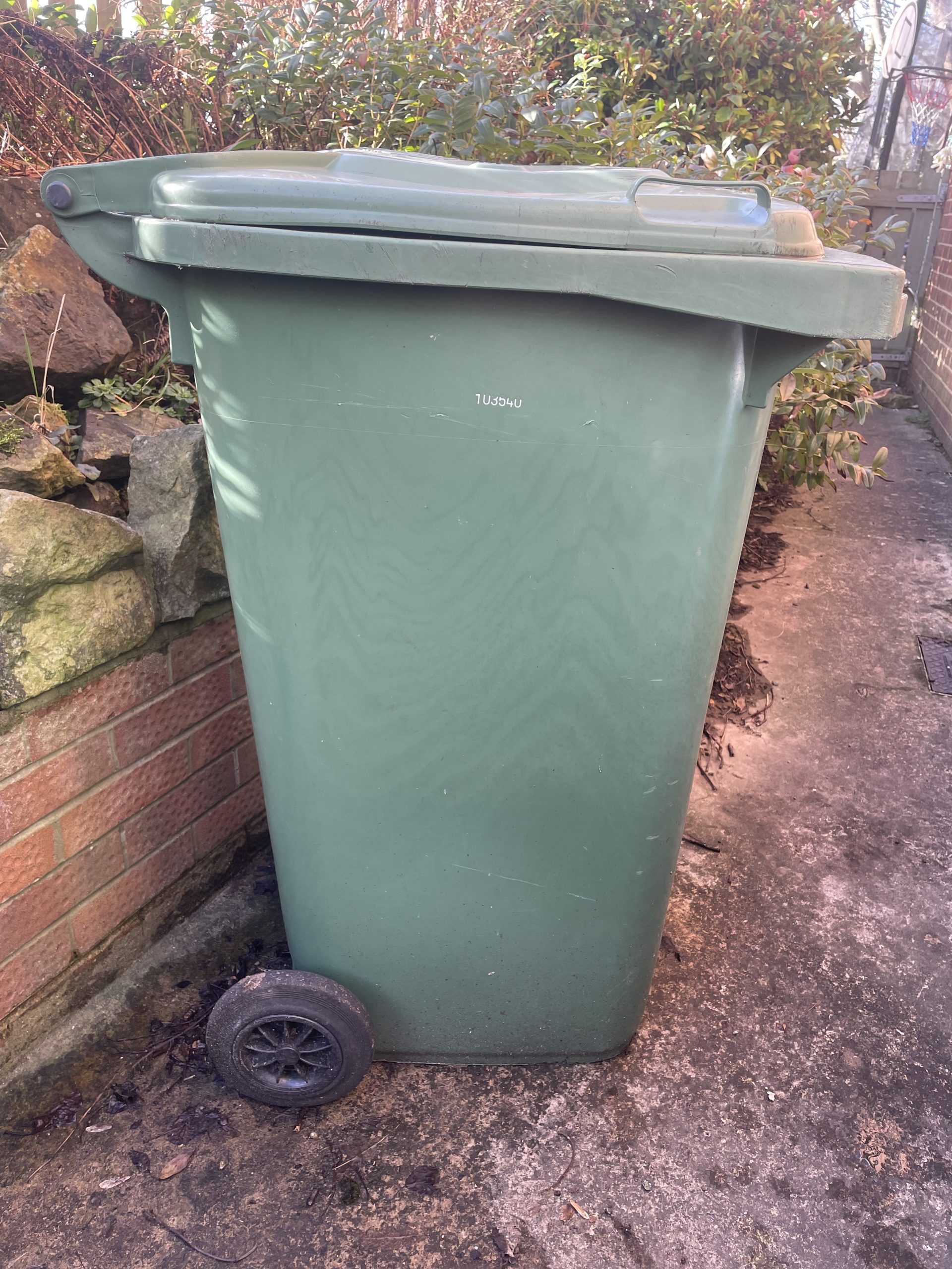 Get Your Licence for this Season's Garden Waste Collection Service