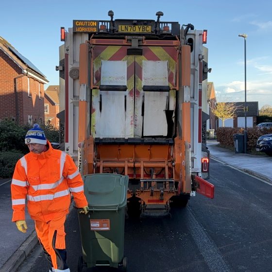 Buy your garden waste licence for this season's collections